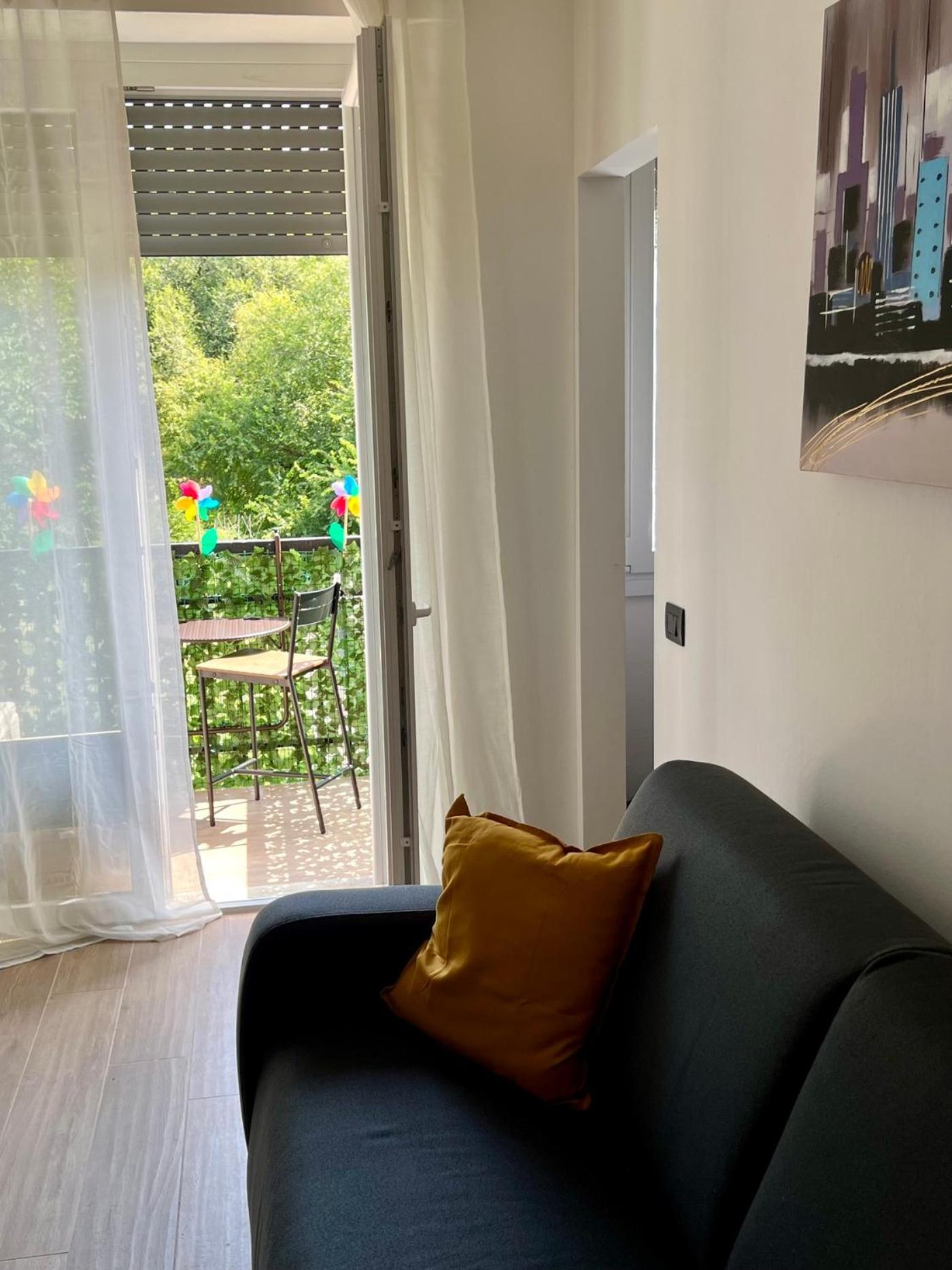 ミラノModerno Ed Elegante Loft Con Balconeアパートメント エクステリア 写真